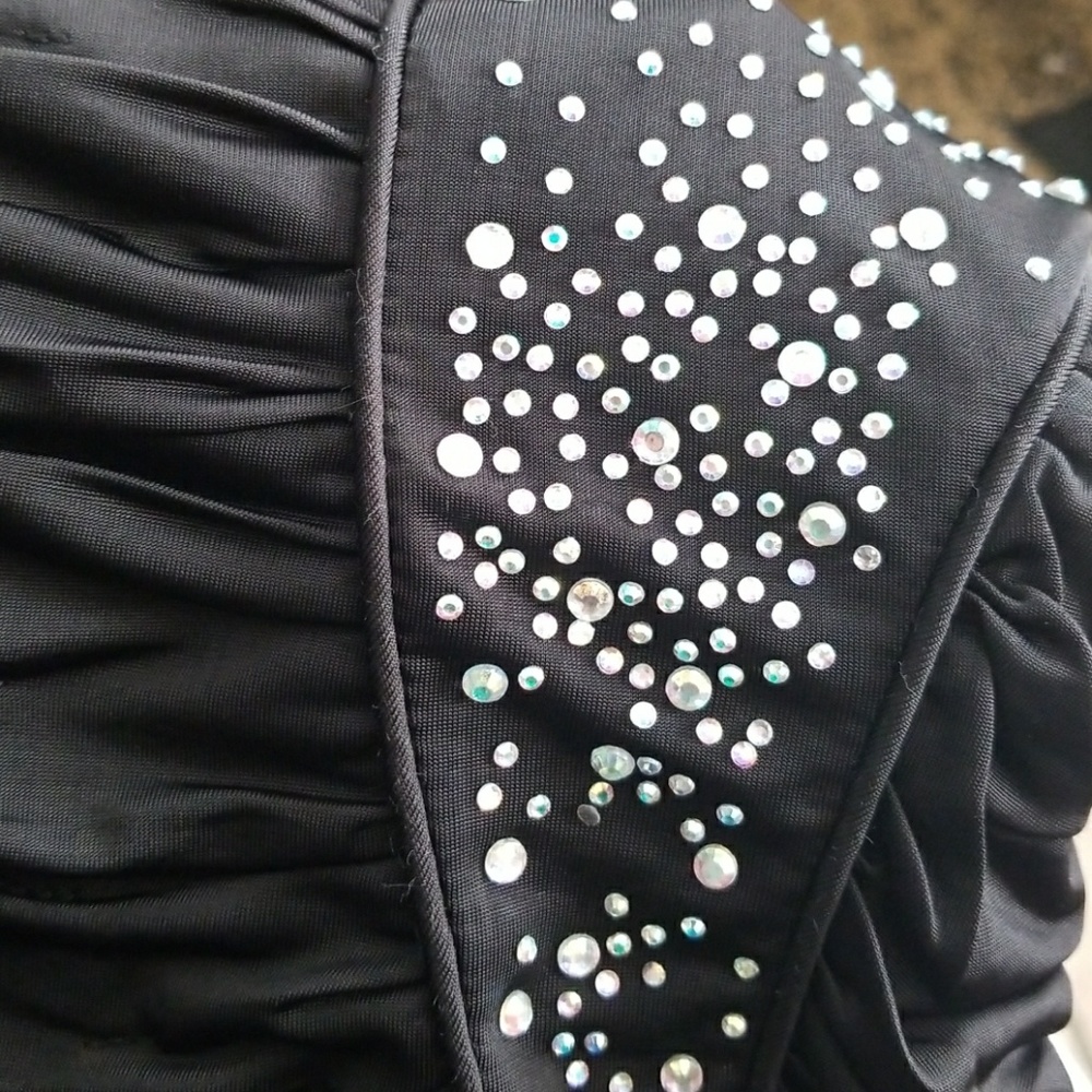 Dress - Picture 3 of 3